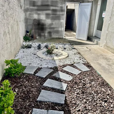 Le Grand Appartement, Parking Prive Lägenhet *