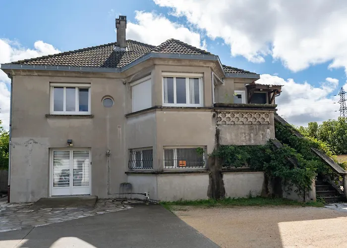 Apartment Le Grand Appartement, Parking Prive