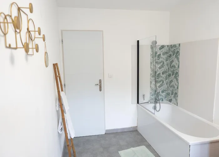 Apartment Le Grand Appartement, Parking Prive Valence (Drome)